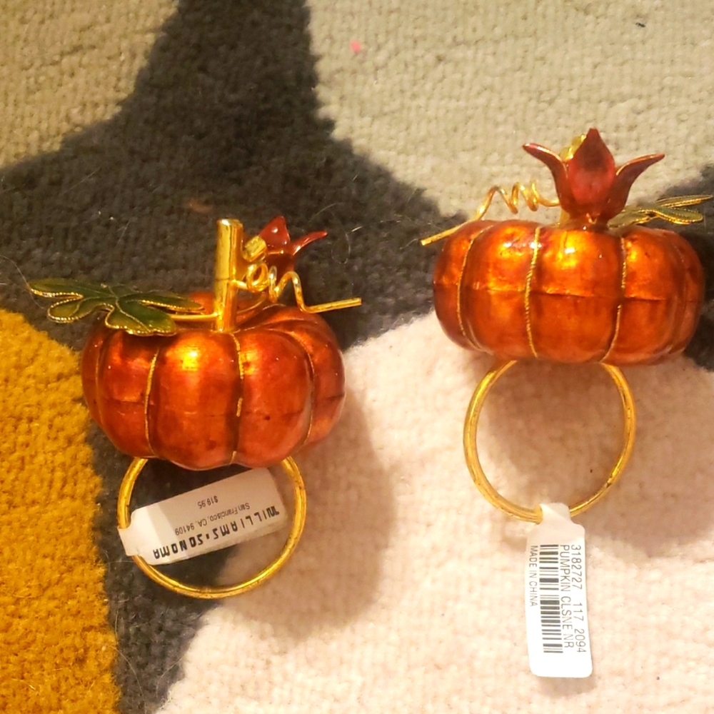Napkin holders